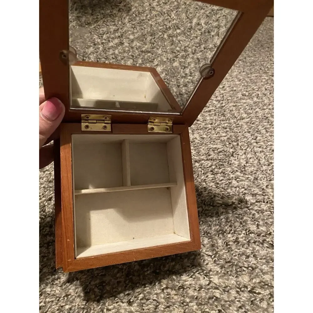 Vintage Girls Wood Jewelry Box Ceramic Tile Mirror Calico Prairie Girl Big Eye